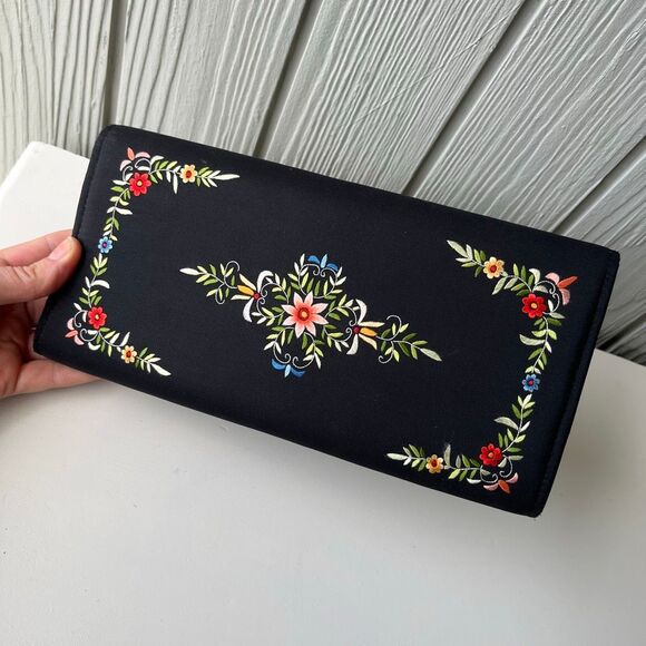 VTG 60s 70s Silk Embroidered Clutch Floral Black Evening Bag Talon Zipper Hong K - Picture 2 of 9